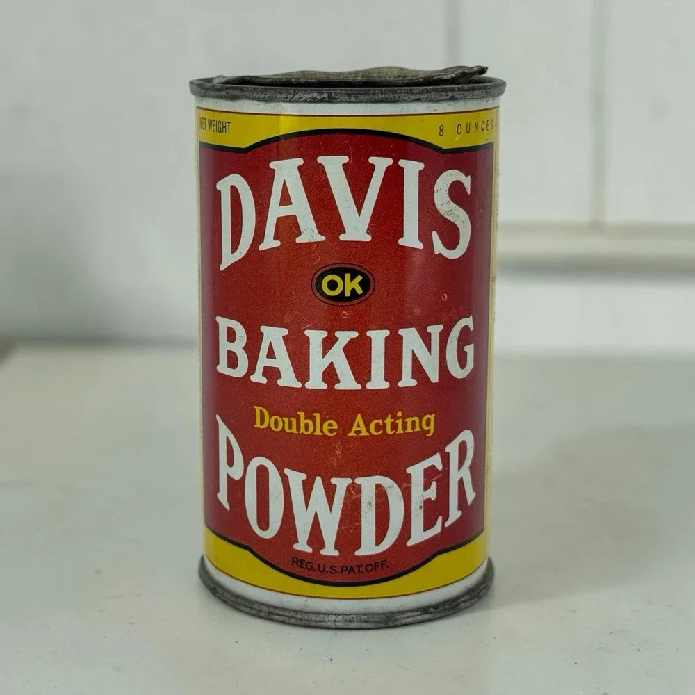 VTG 1950s Davis OK Baking Powder 8 Oz Full Tin Penick Ford Hoboken NJ Advertisin